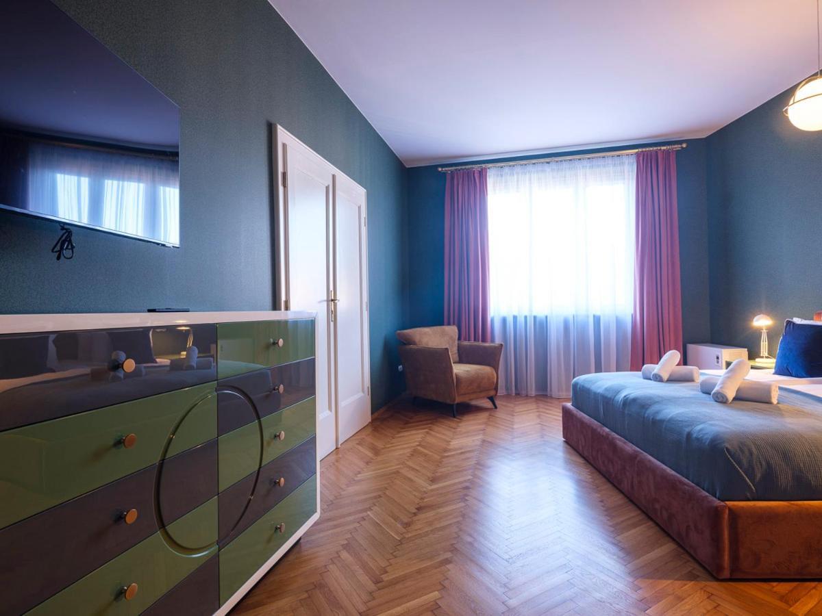 Tyzenhauz Grand Apartaments Cracóvia Exterior foto
